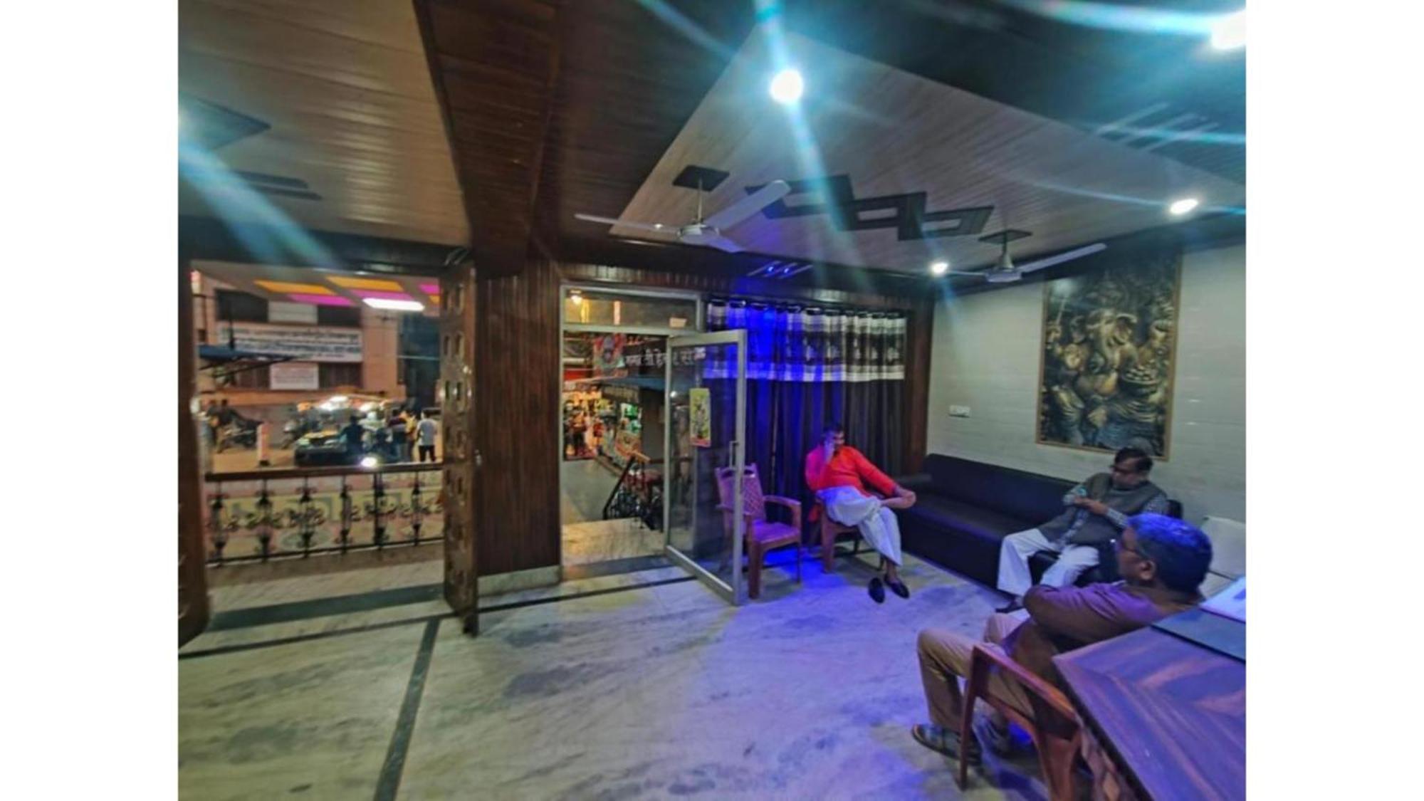 Subhadra Guest House 马图拉 外观 照片