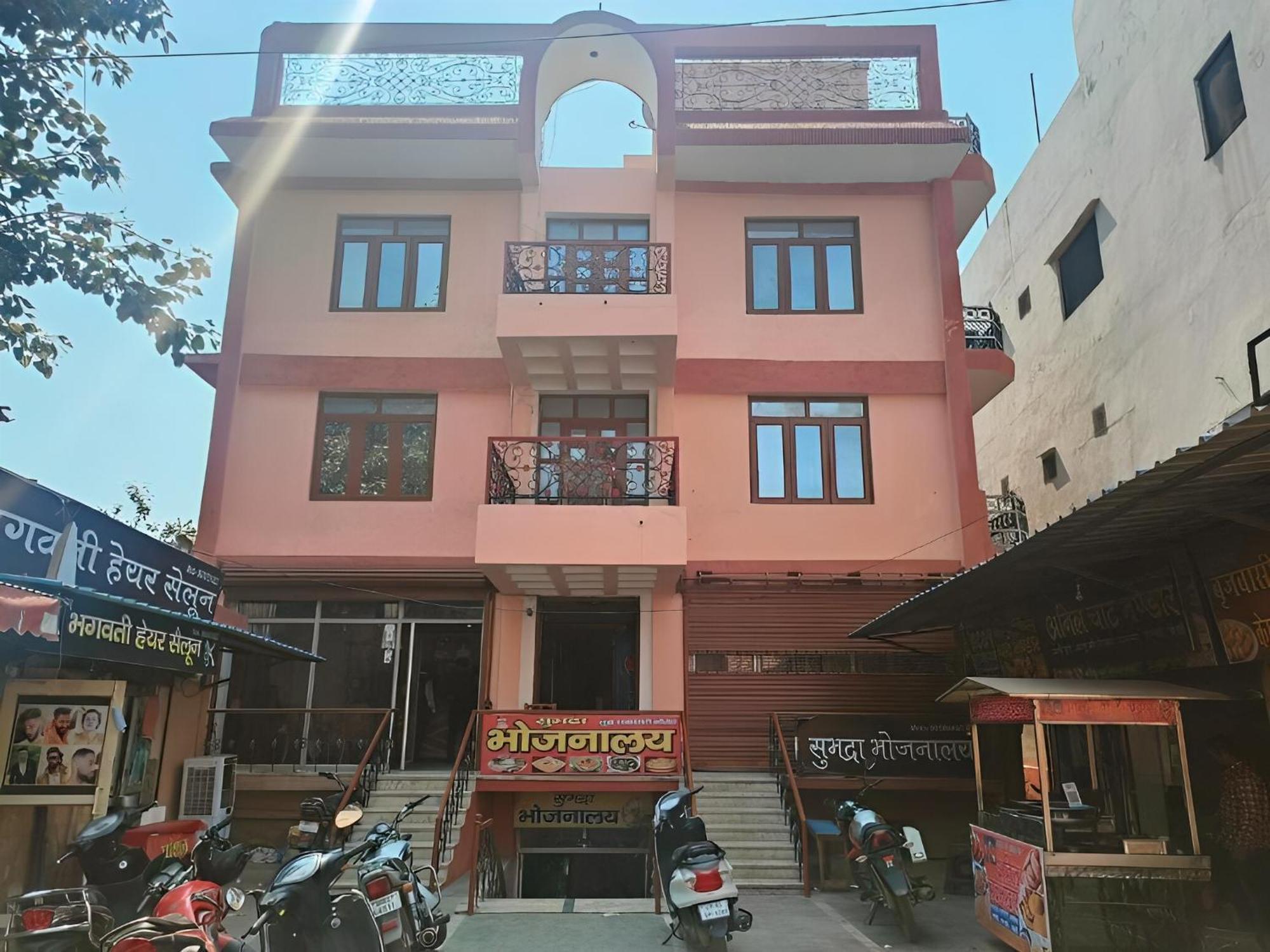 Subhadra Guest House 马图拉 外观 照片